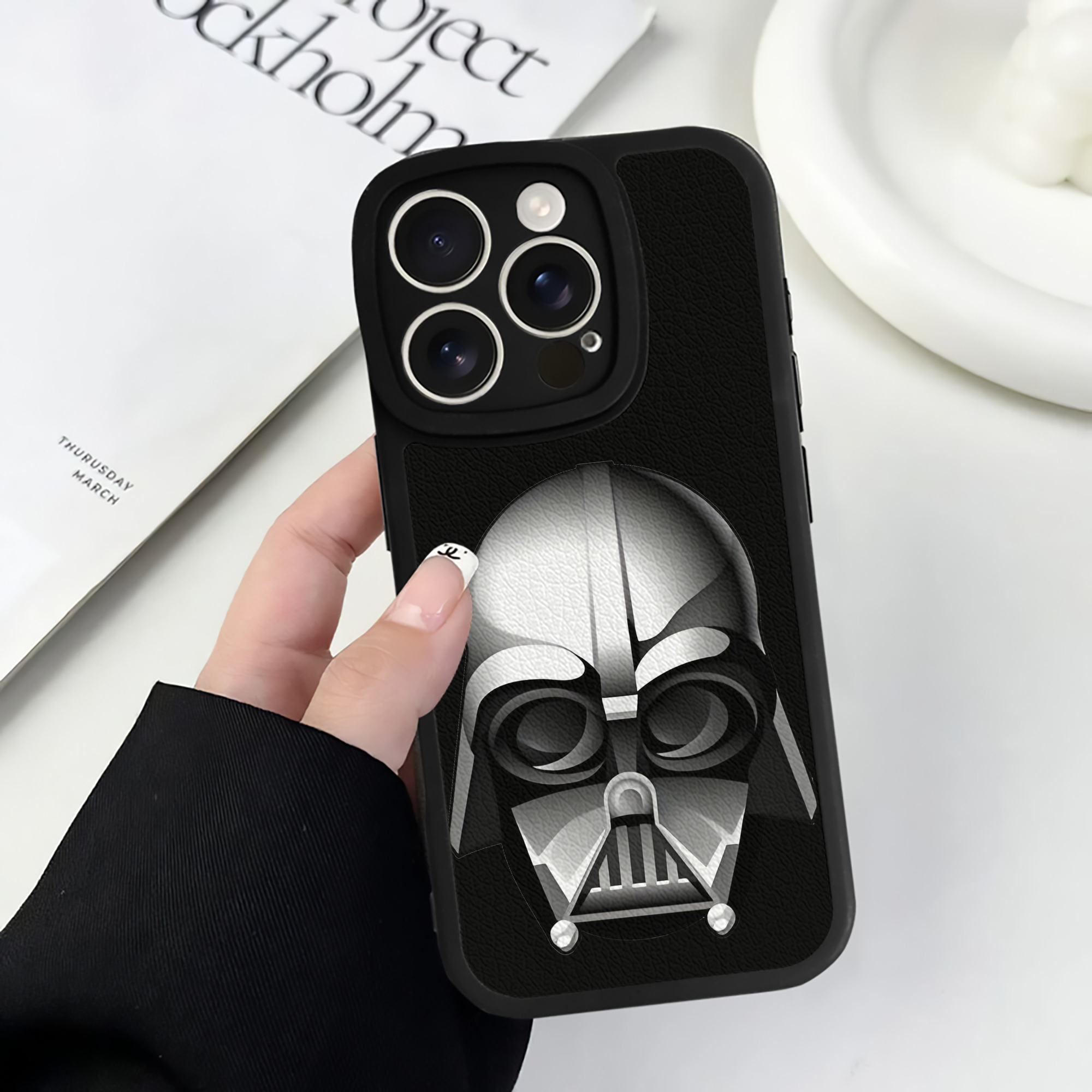 （画像用） スター・ウォーズ Star Wars 【iPhone 16シリーズ対応】シリコンスマホケース（レザー調） 材質：シリコン